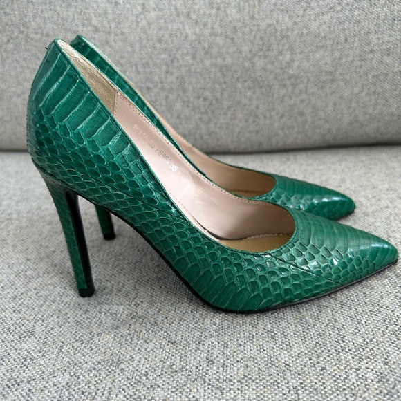 Genuine python high heels - Picture 10 of 10